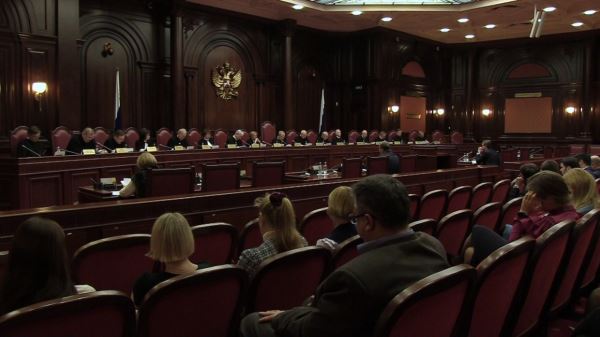 Конституционный суд России признал право петербуржца получать две пенсии
