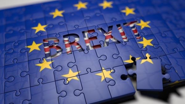 Еврокомиссия сравнила удары по экономике Великобритании и ЕС