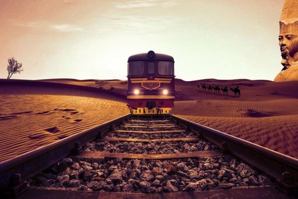 <br />
В Египте строится скоростная железная дорога, которая соединит Красное море со Средиземным<br />

