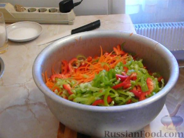 Салат из капусты "Витаминный"